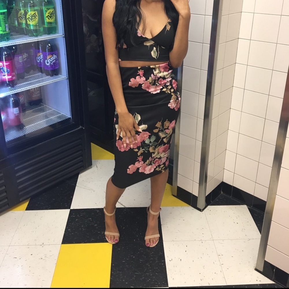 (WORN ONCE) Matching skirt set